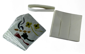 การ์ดพิมพ์ออฟเซ็ตคุณภาพสูงบนกระดาษทำมือ ปรากฏให้เห็นลายเหมือนวาดด้วยสีน้ำ ของใช้บนโต๊ะทำงานและการ์ดที่เป็นมิตรกับสิ่งแวดล้อมอย่างแท้จริง - Product Image 4