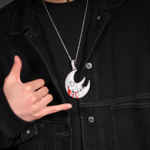 Collar con colgante de moissanita de luna con tachuelas, Trippie Redd Moon Bling, colgante de Hip Hop de Plata de Ley 925 chapado en oro - Product Image 4