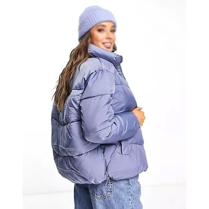 Chaqueta acolchada de invierno de talla grande para mujer, estilo de cremallera de Color sólido, piel de oveja transpirable, precio al por mayor, ropa cómoda - Product Image 3