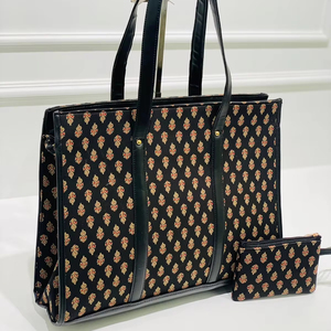 กระเป๋าทางการขนาดใหญ่พร้อมกระเป๋าผ้าไนลอนสองชั้นกันน้ำและผ้าฝ้ายแฮนด์บล็อกที่ใช้ - Product Image 1