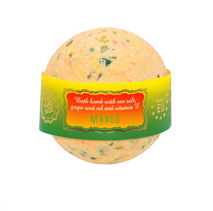Bombes de bain effervescentes à la mangue juteuse, soin hydratant tropical pour la peau, cosmétiques artisanaux, production Lettonie, marque privée, commandes en gros - Product Image 1
