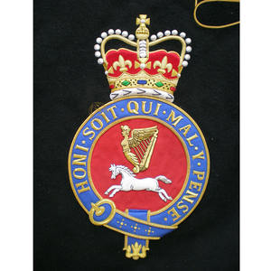 Insignias bordadas a mano uniformes ceremoniales chaqueta real cosido lingotes alambre níquel latón tela personalizada al por mayor - Product Image 6