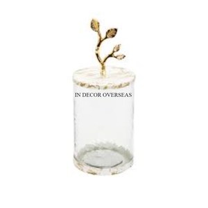 Venta mundial de bote de vidrio transparente con textura martillada con tapa superior de diseño de hojas y base única de metal resistente a bajo precio - Product Image 1