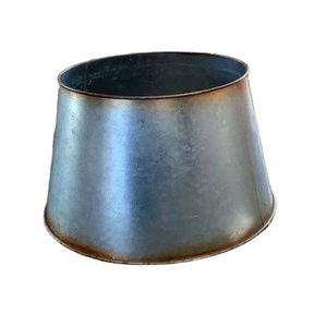 ปลอกคอต้นไม้โลหะชุบสังกะสี ขายดี ของตกแต่งต้นคริสต์มาส ฐานตั้งต้นไม้ ดีไซน์หรูหรา ตกแต่งบ้าน ปีใหม่ งานเลี้ยงคริสต์มาส - Product Image 1