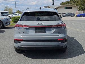 ออดี้ Q4 e-tron quattro Prestige 55 ปี 2024 มือสอง - Product Image 5