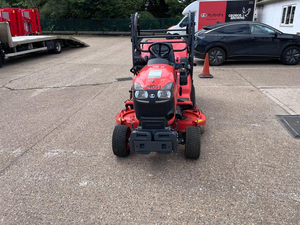 รถตัดหญ้าแบบนั่งขับ Kubota G261 HD High-Dump สีส้ม รถตัดหญ้าแบบนั่งขับขนาดกะทัดรัด เครื่องตัดหญ้า G231 รถแทรกเตอร์อเนกประสงค์สำหรับฟาร์มและสวนผลไม้ - Product Image 4
