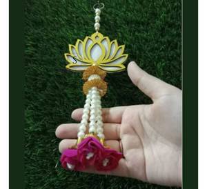 Hermoso Lotus Floral Wall Hanging Toran para el templo Boda y festivales Decoraciones Boda Lotus Flower Backdrops Toran - Product Image 3