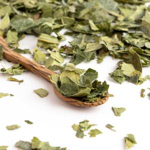 Prix le moins cher en gros feuilles de papaye séchées feuille de papaye séchée au soleil de qualité supérieure fabriquée au Vietnam - Product Image 2