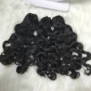 VQ Hair Cheveux Ondulés Hot Body Wave Skin Weft, Grand Stock, Haute Qualité, 100% Cheveux Vierges Bruts Vietnamiens, 95-100g - Product Image 1
