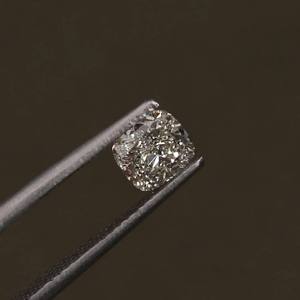 La mejor oferta 1,00 Ct IGI Certified Cushion Lab Grown Diamond para joyería Todos los tamaños Piedras sueltas disponibles a precio mayorista - Product Image 6