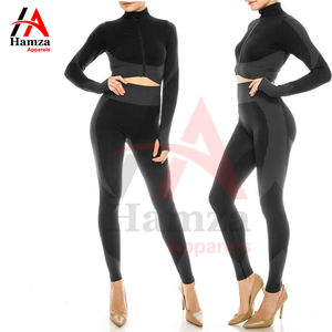 Ensemble de vêtements de sport élégant noir à manches longues avec col zippé Ensemble de yoga en tissu 200 GSM de haute qualité pour les entraînements de gymnastique - Product Image 5