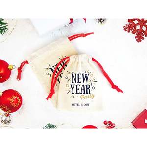 Sacs cadeaux personnalisés en coton pour le Nouvel An 2023, en mousseline avec logo et texte, pour la famille ou l'entreprise, pour vêtements - Product Image 2