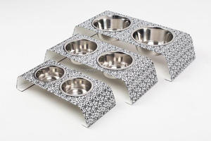 Lot de 3 mangeoires double en métal pour chiens/chats avec support autocollant Meena pour une alimentation facile des animaux de compagnie - Product Image 2