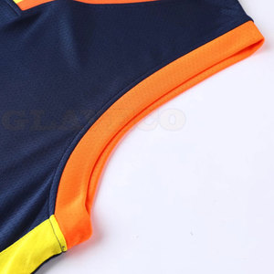 Ropa de baloncesto de talla grande de secado rápido Conjuntos de uniformes deportivos transpirables de diseño único - Product Image 4