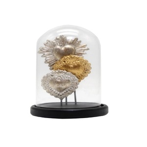 Oro antiguo acabado Milagros Metal corazones sagrados Sunburst en Pedestal de madera con cúpula de cristal Cloche para regalo católico y decoración - Product Image 6