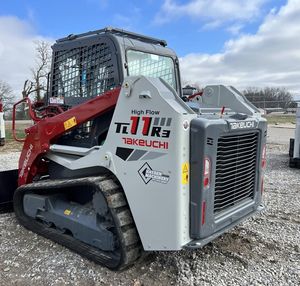 Used TAKEUCHI TL11R3 Mini Skid Steer Loader Tractor Loader Engine Hydraulic Crawler Front Loader Pump MOOG High Load Moment - Product Image 4