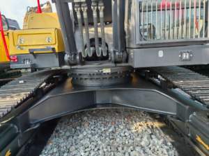 Excavatrice d'occasion Volvo EC350DL de haute qualité à vendre d'origine avec moteur central et composants de roulement - Product Image 5