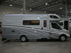 Camping-car de luxe d'occasion le moins cher - Win_nebago NAVION IM524D 2020 - Bon état - Product Image 4