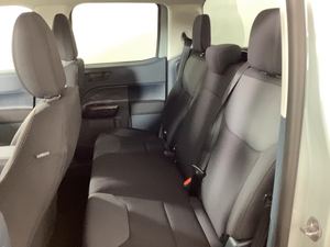 2024 Forrd Mave.rick X.L Super.Crew FWD Boîte de vitesses automatique Sièges en cuir Clean Title Accident Free Low Mileage - Product Image 6