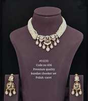 Ensemble collier et pendentif Kundan Choke11235 en laiton plaqué or, collier ethnique pour femmes, collier ras du cou avec chaîne en corde