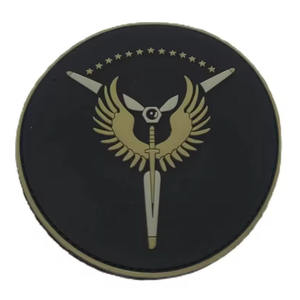 Patch en caoutchouc PVC souple 3D personnalisé sans minimum pour les vêtements Dernier design Logo de fleur sur tissu - Product Image 3