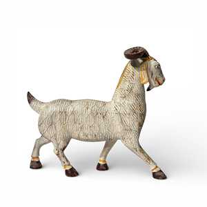 Figura de Cabra Rústica Antigua, Diseño Artesanal en Resina - Product Image 6