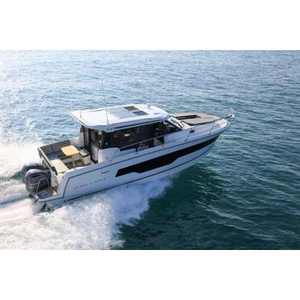 Jeanneau 1095 Merry Fisher Cabin Cruiser Modelo 2024 Motor Diésel 10.5m - Product Image 2