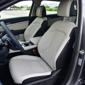 SUV compact AWD d'occasion vérifié |   Turbo automatique |   Aspect sportif polyvalent et aventurier |   Prêt à rouler |   Approvisionnement au Japon - Product Image 3