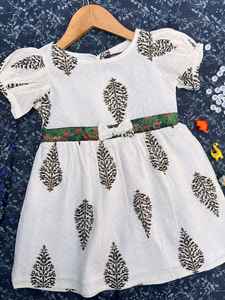 เสื้อแขนพองผ้าฝ้ายพรีเมี่ยมสำหรับเด็กผู้หญิงเสื้อลูกไม้ด้านหน้ามีซิปด้านหลังระบายอากาศใส่สบายฤดูร้อนเด็กวัยหัดเดิน - Product Image 6