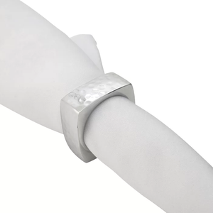 Anneaux de serviette martelés en aluminium de luxe faits à la main en gros Table de fête de couleur personnalisée décorative de haute qualité meilleurs anneaux de serviette - Product Image 1