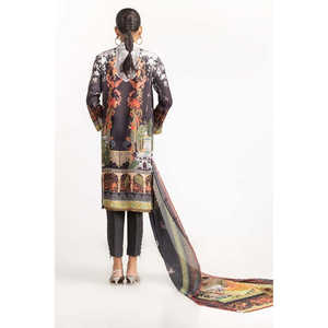 Costume en satin imprimé numériquement GLM-23-53, orné de soie Shamose - Product Image 1