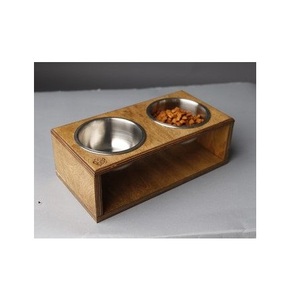 Comedero Elevado para Perros y Gatos en Madera Natural con Incrustaciones de Ágata, Especial Ramadán - Product Image 5