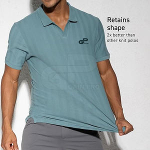 Chemise à col Johnny moderne pour hommes, conçue pour les tenues décontractées, offrant une liberté de mouvement et un look élégant. - Product Image 6