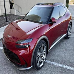 ¡Oferta Imperdible! Genesis GV60 Performance 2023 Súper Limpio, 483 Hp con Modo Boost, Doble Motor, Tracción Total, SUV Rojo de Lujo - Product Image 1