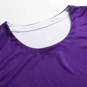 Vêtements de basket-ball pour hommes en polyester respirant 100% sur mesure ensembles d'uniformes légers d'été de grande taille pour les équipes - Product Image 4