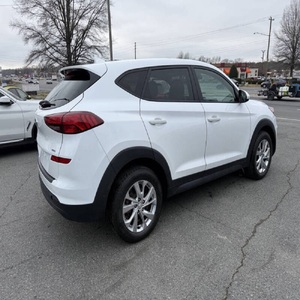 EXCELENTE ESTADO Hyundai Tucson SE 2021 - Product Image 2