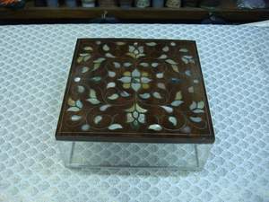 Elegant Arabic Style Acrylic Container with Mother Pearl Inlay Wooden Lid for Dessert Chocolate Candy <b>Storage</b>-for Ramadan & Eid - Product Image 6
