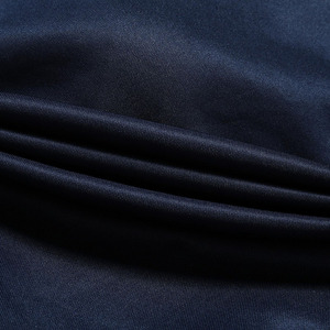 ชุดวอร์มขายส่งแบบใหม่สำหรับผู้หญิง รับสกรีนโลโก้และสีพื้น ชุดวอร์มระบายอากาศสำหรับผู้หญิง - Product Image 5