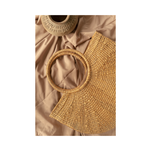 Bolsa de ratán premium: elegancia artesanal para cada ocasión - Product Image 1