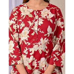 Conjunto de Dos Piezas de Algodón con Estampado de Flores Rojas, Talla XS-XL, Top de Manga Tres Cuartos con Decoración de Botones y Pantalones Cortos - Product Image 2