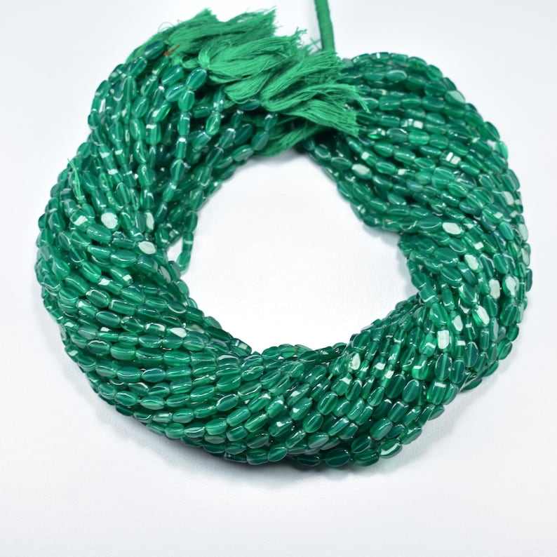 สีเขียว