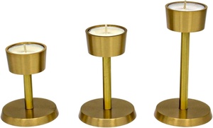 Photophore métallique doré éblouissant fait à la main Bougeoir de luxe avec un design accrocheur Décor multi-occasion Noël - Product Image 2