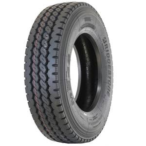 Pneu haute performance 275/40R18 conçu pour une conduite fluide et une maniabilité précise - Product Image 2