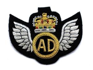 Insignes de fil de lingot de mode de haute qualité de qualité supérieure avec goupille de sécurité Couleur personnalisée et dentelle brodée-OEM Service - Product Image 2