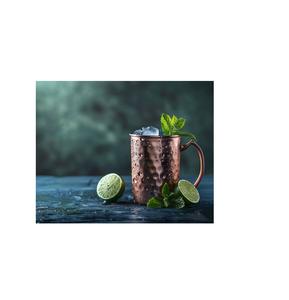 Mule en cuivre antique de luxe avec construction solide et design ergonomique pour profiter de boissons froides à la mode rétro - Product Image 2