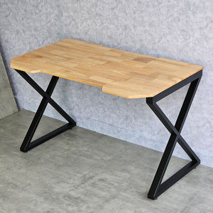 Mesa de Juego XConcept GD68073 de 120x70cm con Patas de Hierro Ensambladas, Escritorio para PC de Madera de Caucho con Función LED - Product Image 5