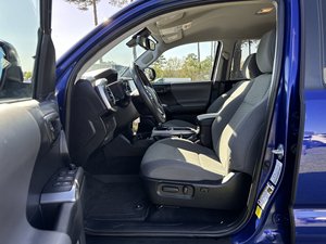 Toyota Tacoma 4WD SR5 d'occasion propre 2022 - Product Image 3