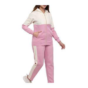 Chándal de mujer personalizado diseño servicio OEM traje de jogging de mujer hecho a medida hecho en Pakistán chándales de mujer sublimación - Product Image 4