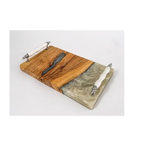 Bandeja de madera de acacia y resina epoxi Mango de acero inoxidable personalizado color azul con decorativo pulido - Product Image 6