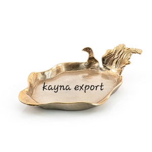 Luxury Fancy New Leaf Design Eco-Friendly Metal Decorative Tray Bowl Gold Plated Finished Home Decoration <b>Tabletop</b> Party Bowl - Product Image 3